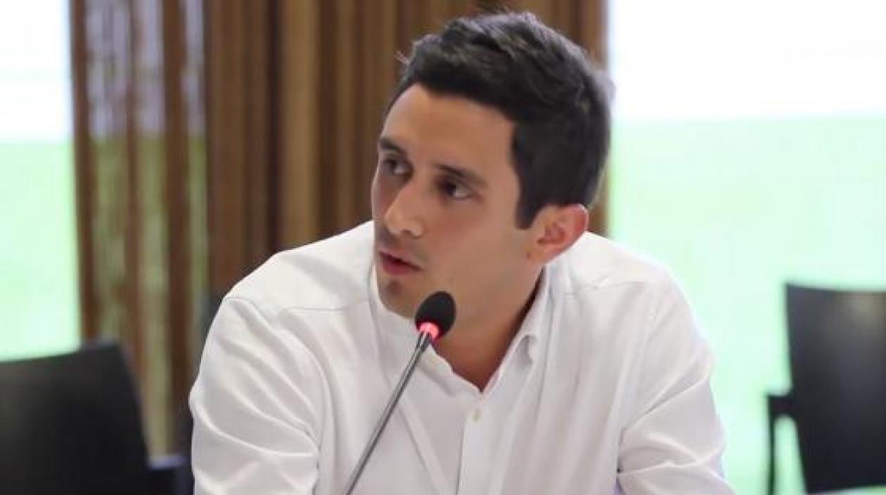 Rodrigo Tovar Vélez. 