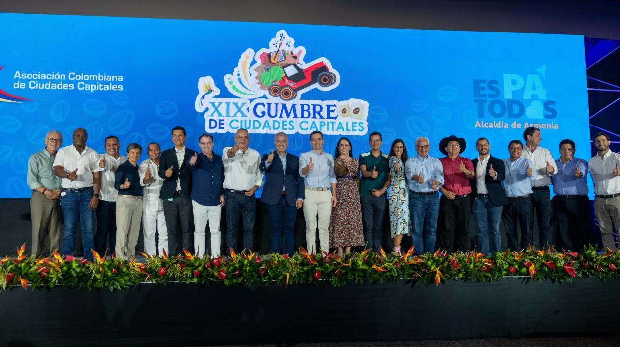 Cumbre de Asocapitales.