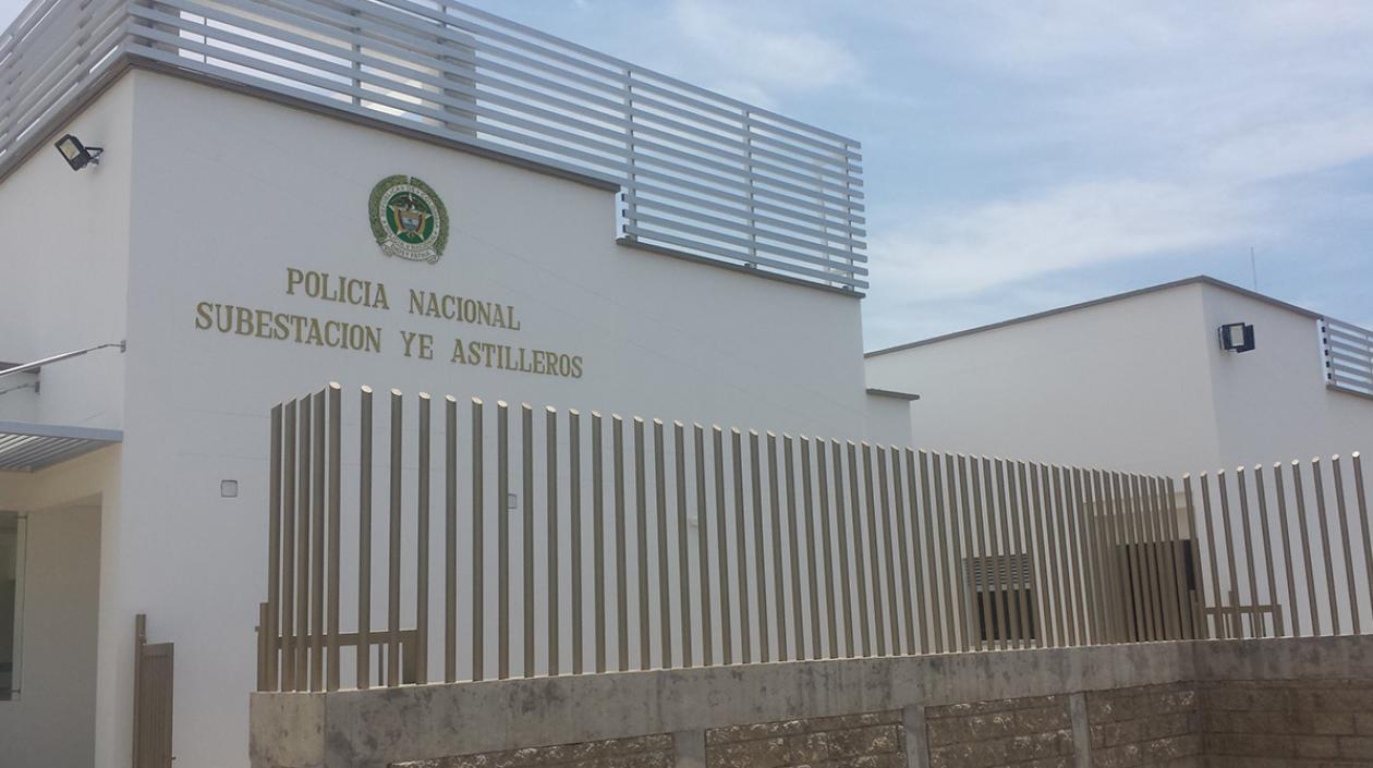 Estación de Policía a la que le fue lanzada el explosivo. 