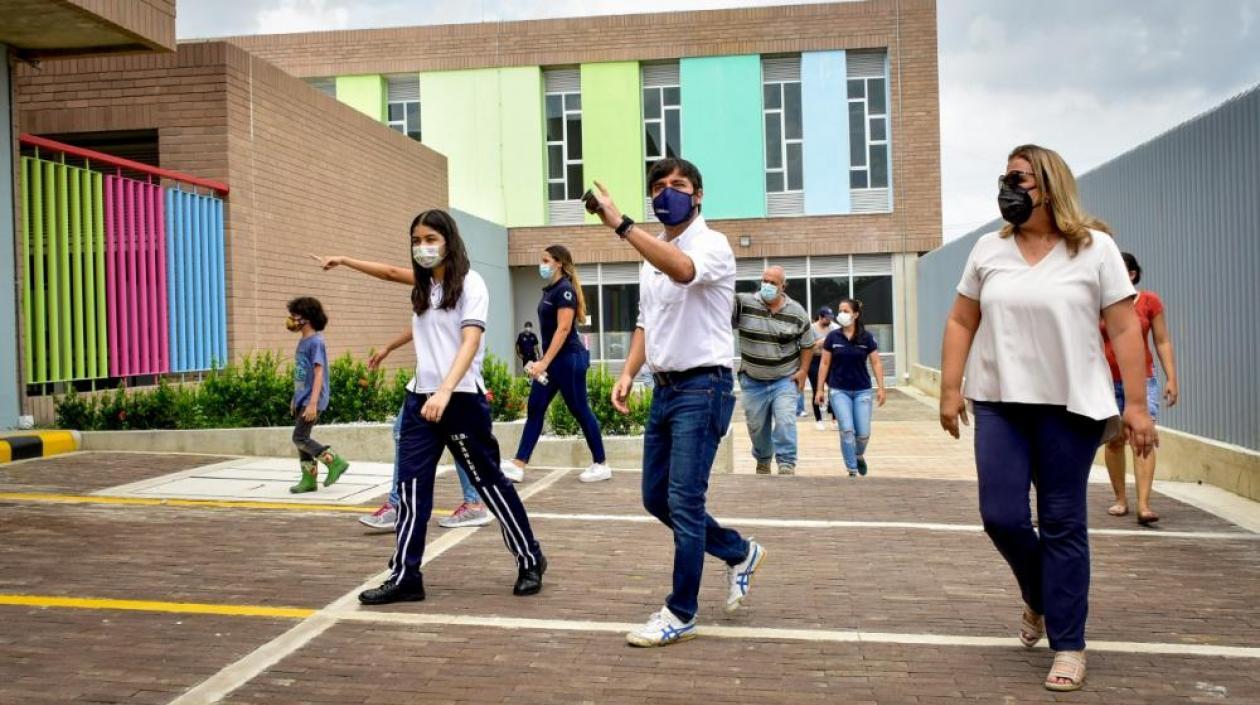 El Alcalde de Barranquilla, Jaime Pumarejo.