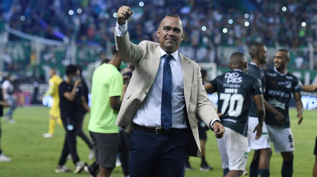 El DT Rafael Dudamel celebra con el Deportivo Cali.