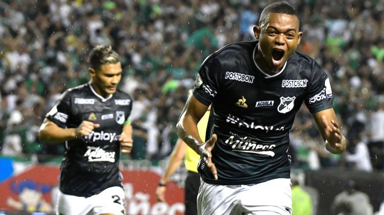 Harold Preciado celebrando la apertura del marcador.