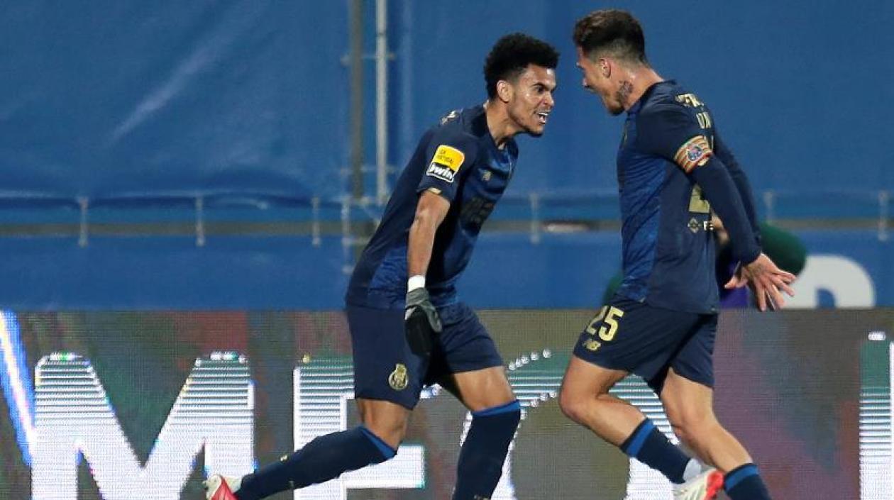 Luis Díaz celebra su gol