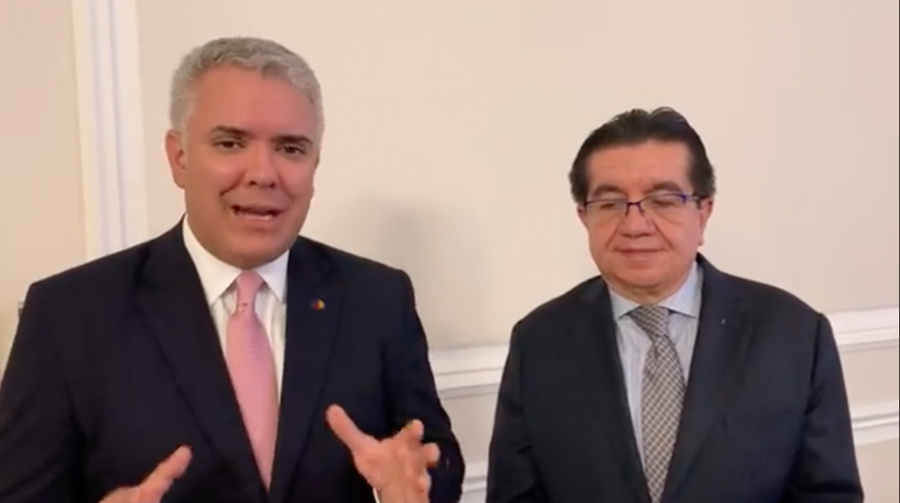 El Presidente Iván Duque y el Ministro de Salud, Fernando Ruiz.