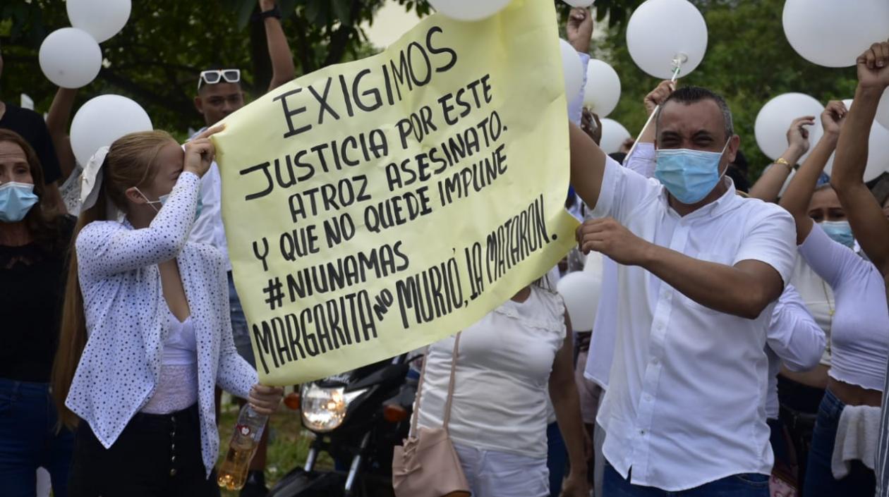 Sepelio de la joven Margarita Gómez Márquez.
