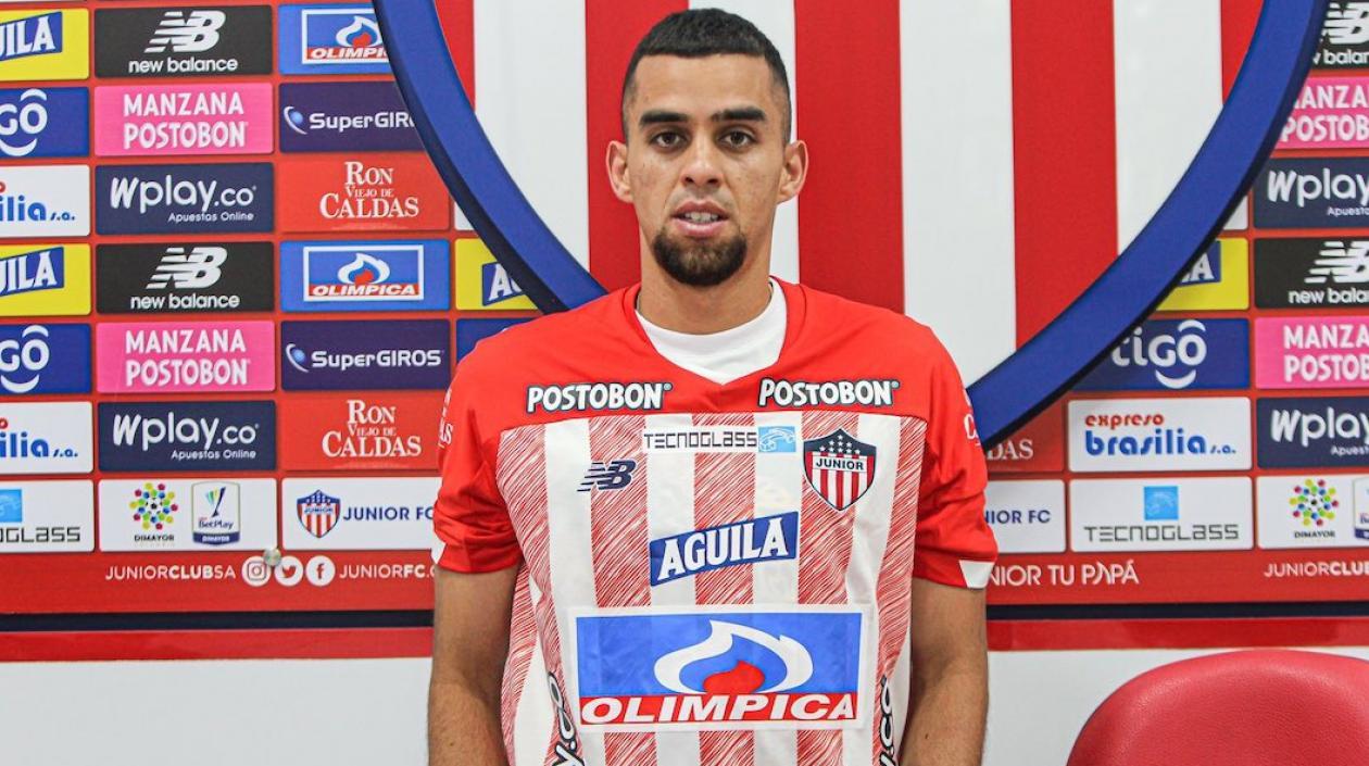 Daniel Giraldo, con la camiseta del Junior.