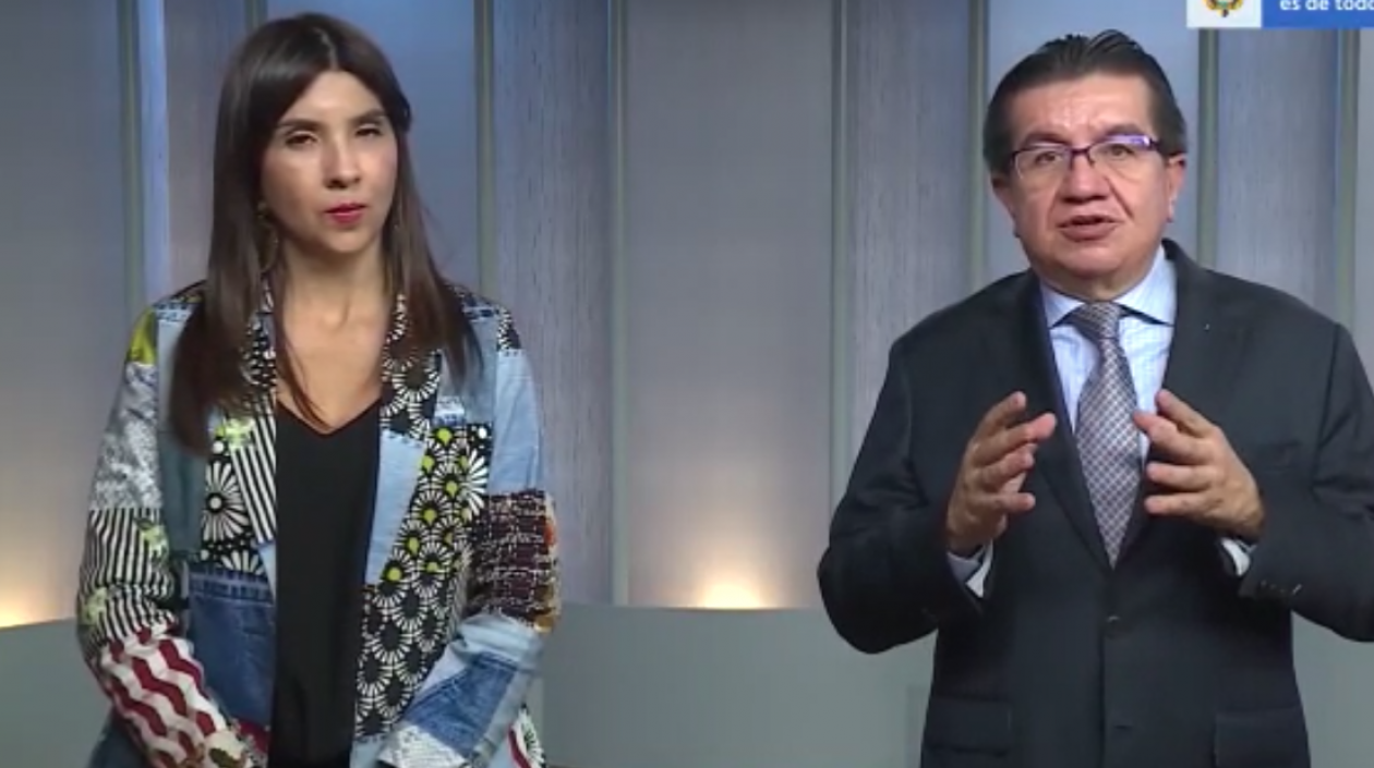 La Ministra María Angulo y el Ministro Fernando Ruiz.