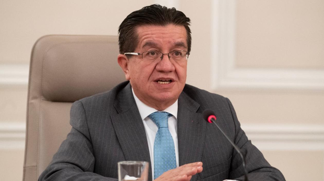 El ministro de Salud, Fernando Ruiz.