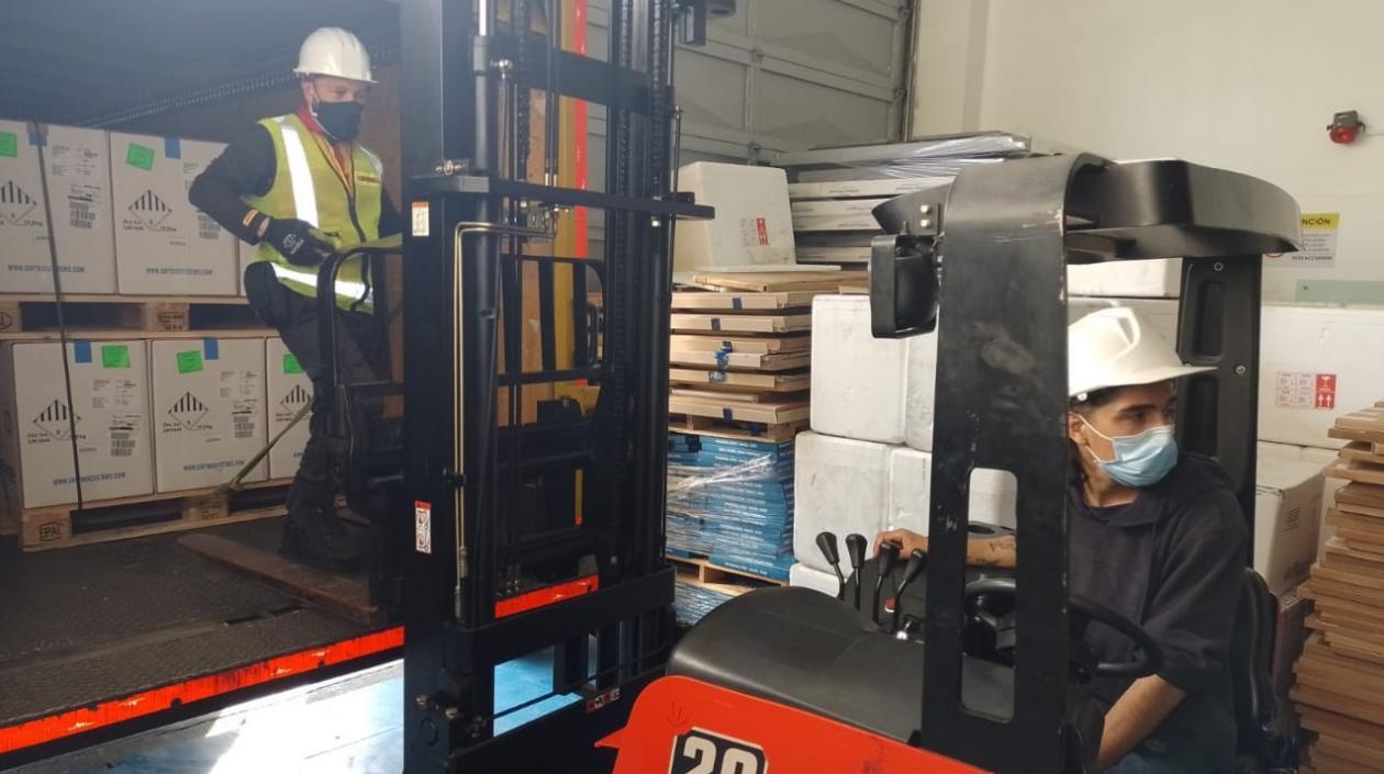 El nuevo lote de vacunas contra el Covid-19 que llegó a Colombia.