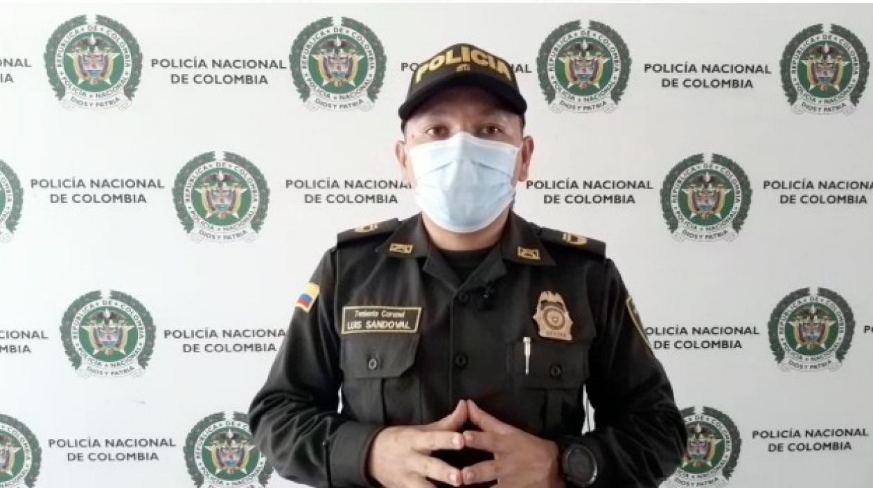 Teniente Coronel Luis Sandoval. 