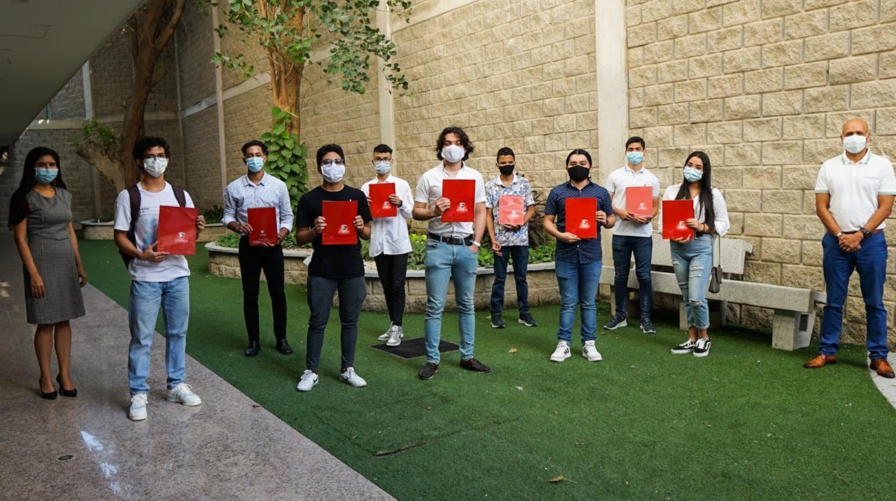 Beneficiarios de las becas de la Universidad de la Costa