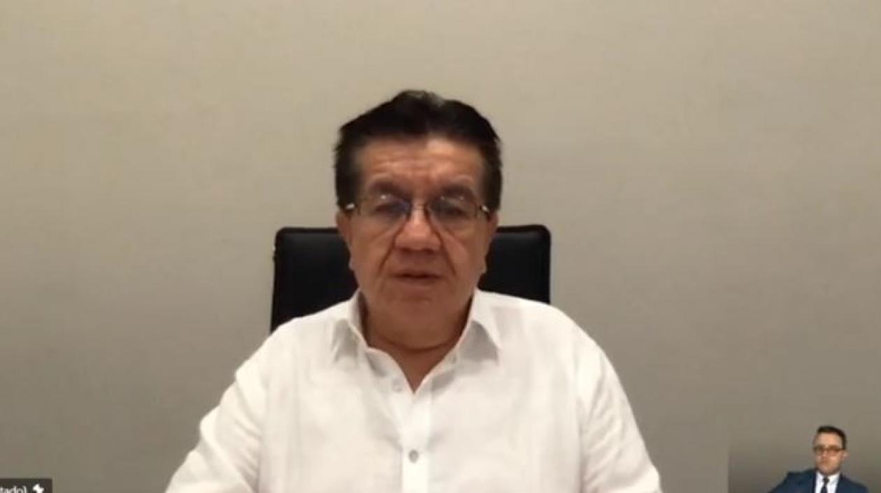 Ministro de Salud, Fernando Ruíz.