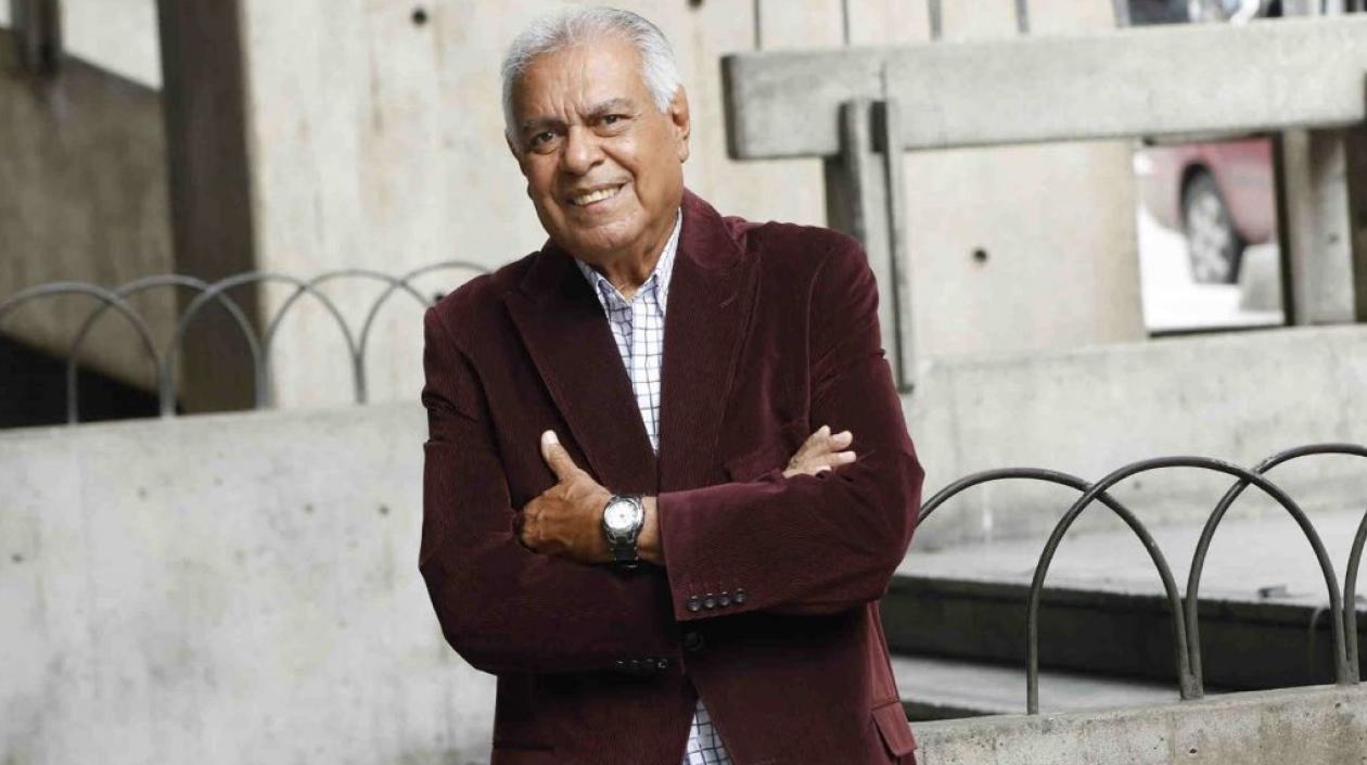 El cantante y músico Ely Méndez.