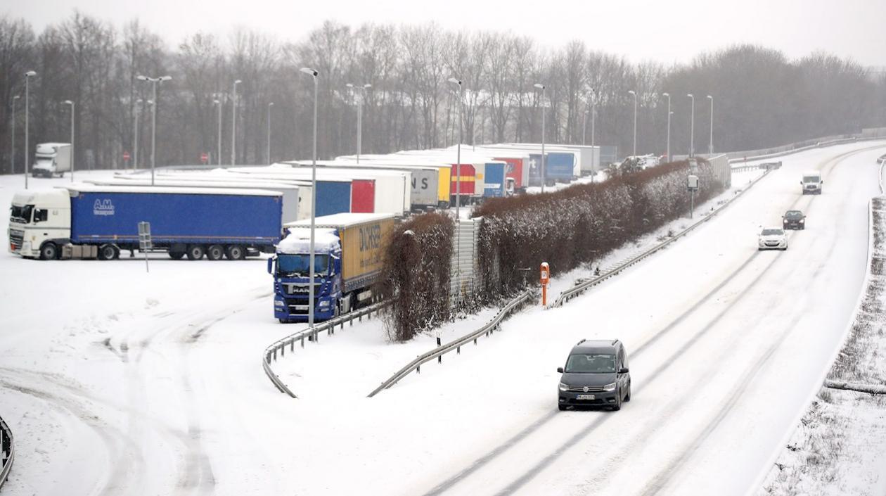 Las autoridades han advertido que el temporal no ha cesado.