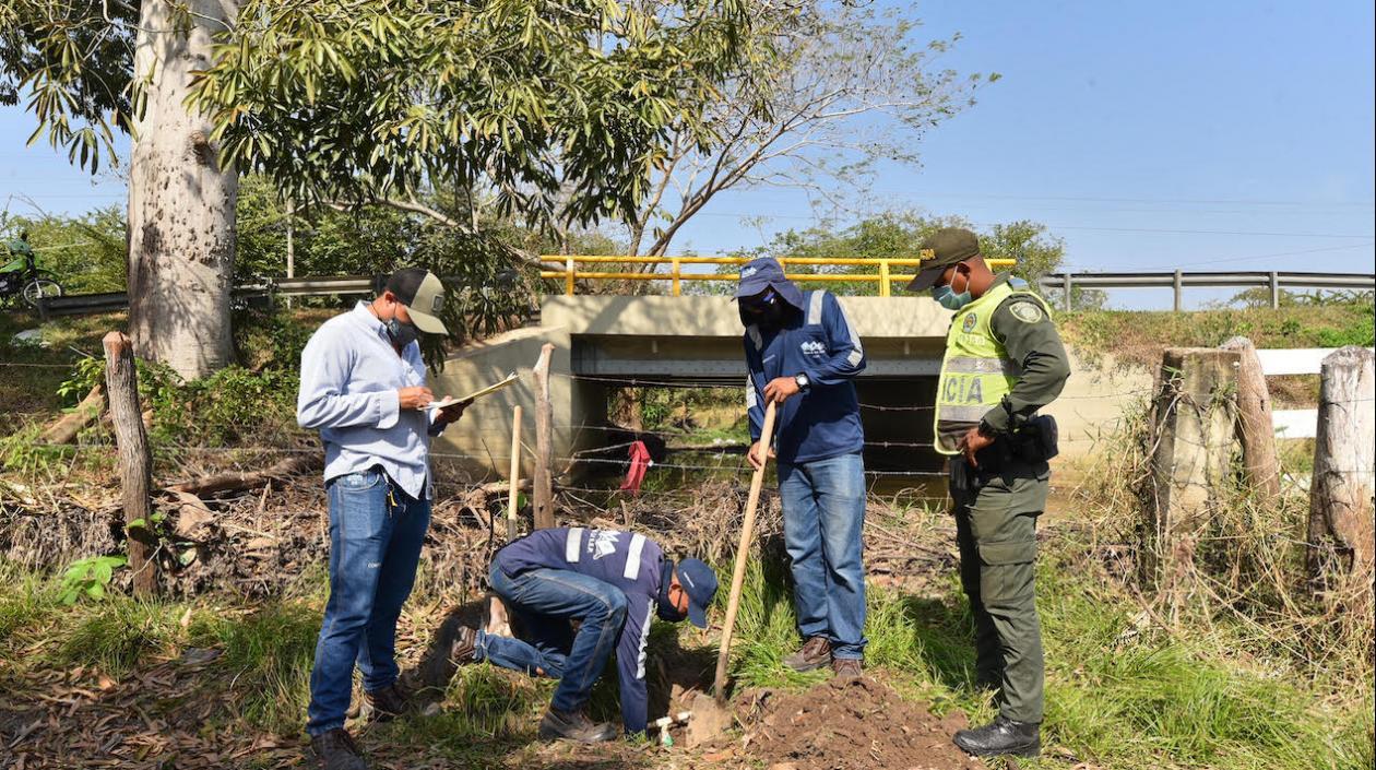 Triple A detecta fraudes en fincas en línea de conducción Ponedera-Santa Rita.