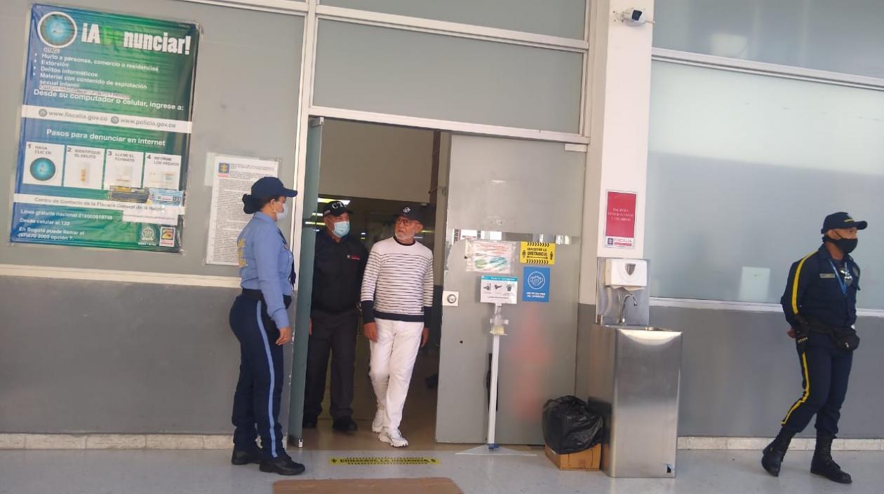 Bernardo Hoyos en la URI de la Fiscalía. 