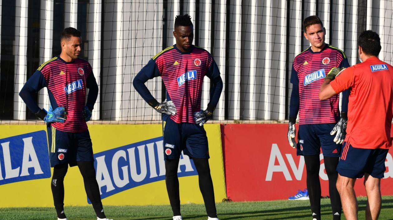 José Luis Chunga, Juan Moreno y Aldair Quintana, arqueros convocados al microciclo.