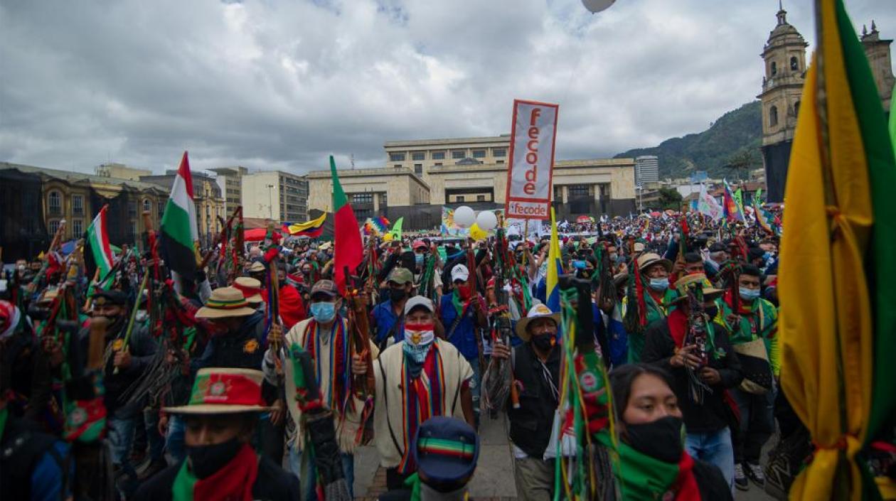 Según HRW, los asesinatos de defensores de los DDHH son un fenómeno generalizado en Colombia.