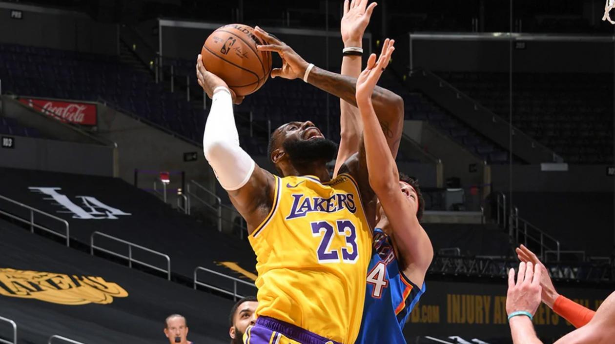 LeBron James comanda al equipo angelino. 