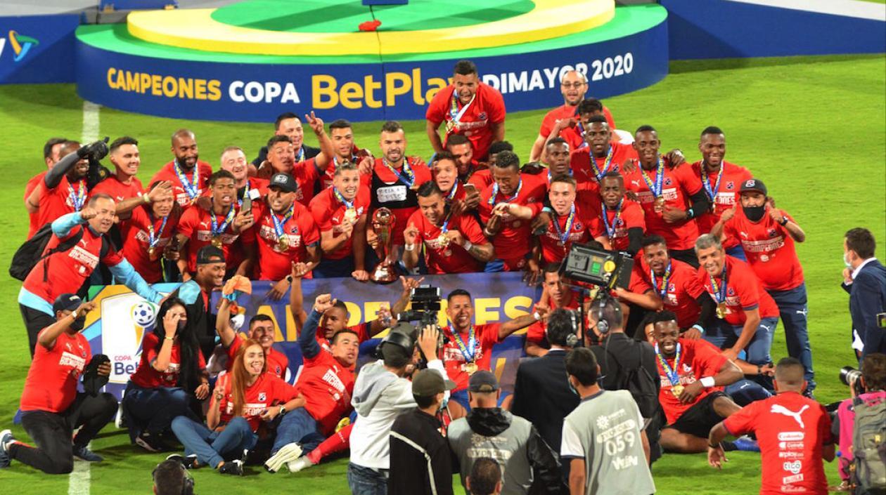 Celebración del DIM tras titularse en la Copa Colombia.