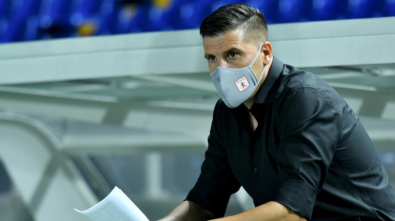 Juan Cruz Real, técnico del América de Cali. 