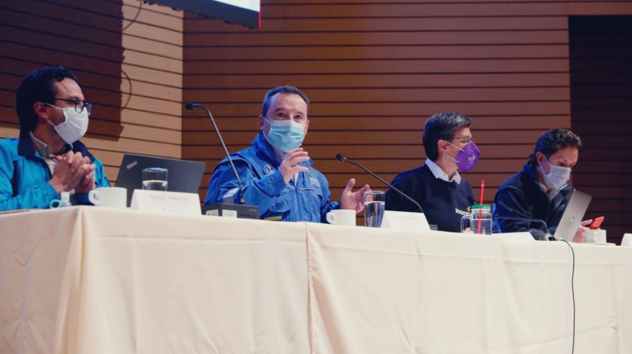 Mesa de coordinación de la vacunación contra el Covid-19 en Bogotá.