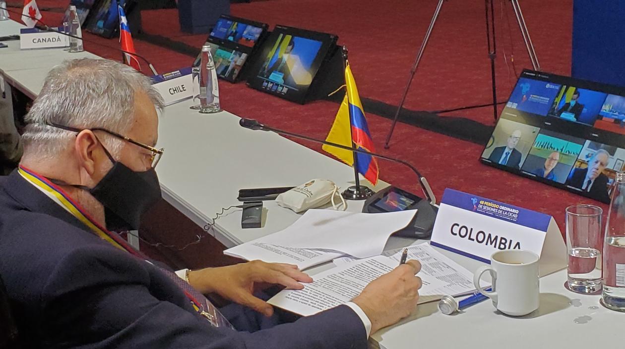 Una foto de archivo del mes de diciembre del embajador ante la OEA, Alejandro Ordóñez.