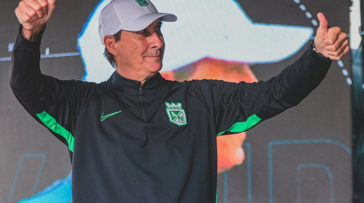 Alexandre Guimaraes, técnico de Atlético Nacional. 
