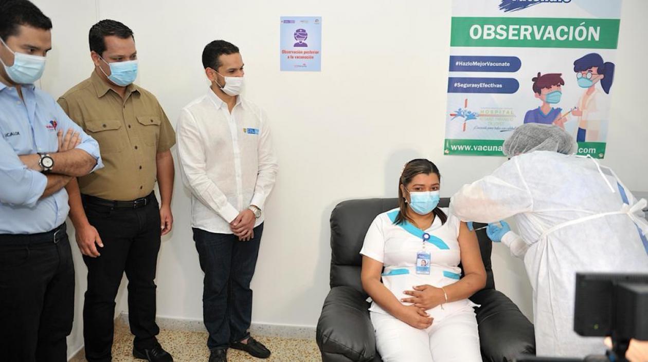 La enfermera jefa Hovalnis Molina Suárez.