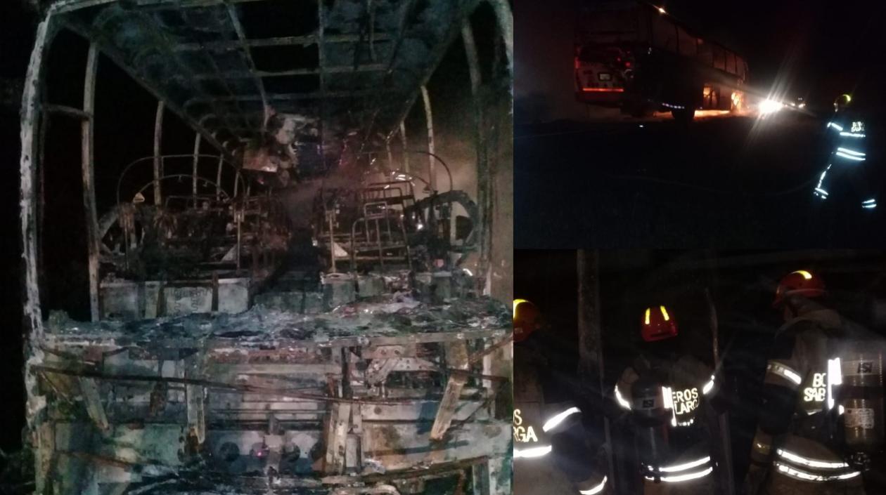 Los bomberos de Sabanalarga controlaron las llamas. 