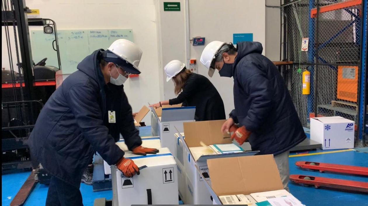 El Gobierno colombiano recibió hoy un nuevo lote de vacunas de Pfizer.