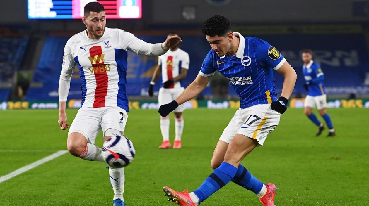 Steven Alzate en una acción de partido. 