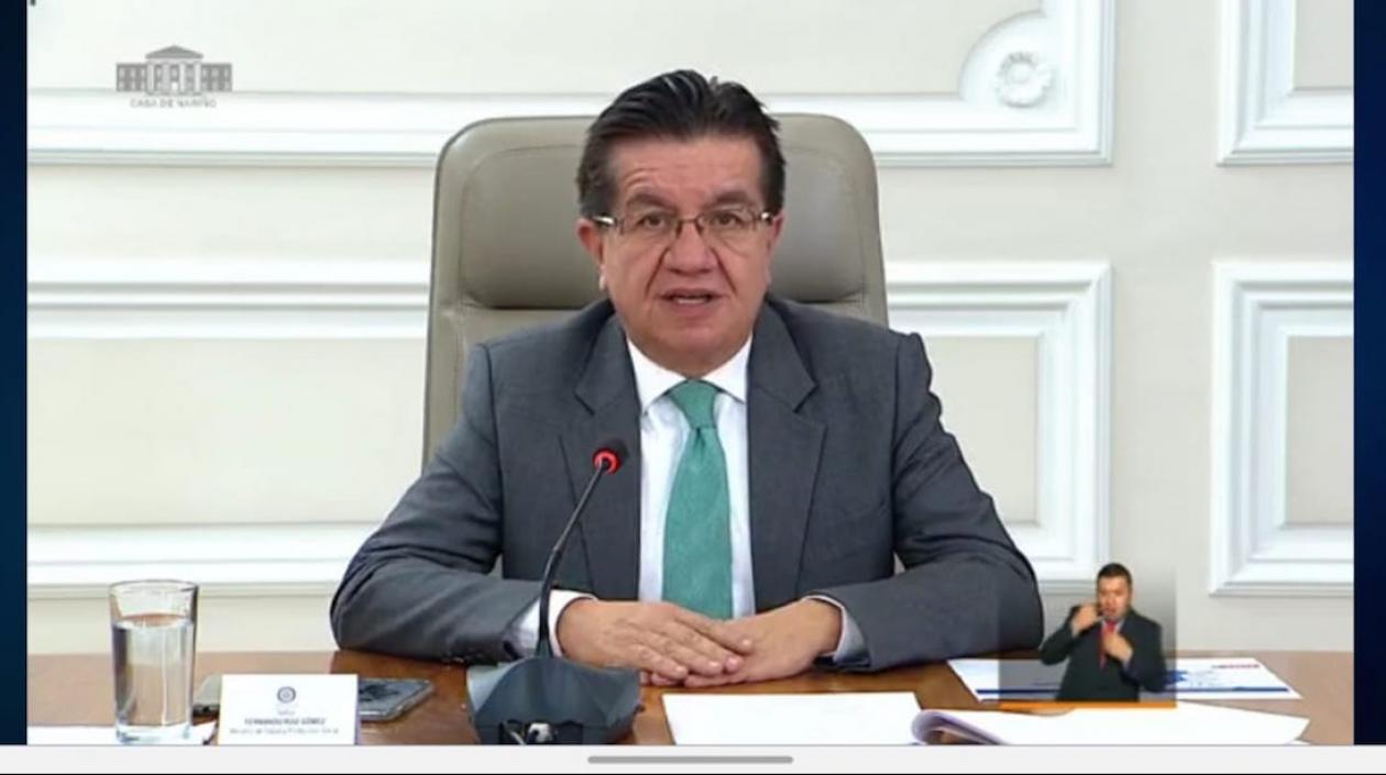 Fernando Ruiz, Ministro de Salud.