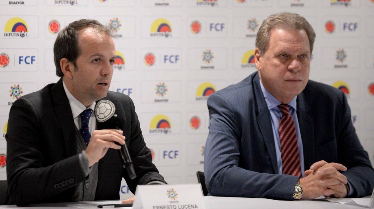 Ernesto Lucena, ministro del Deporte, y Ramón Jesurún, presidente de la FCF. 