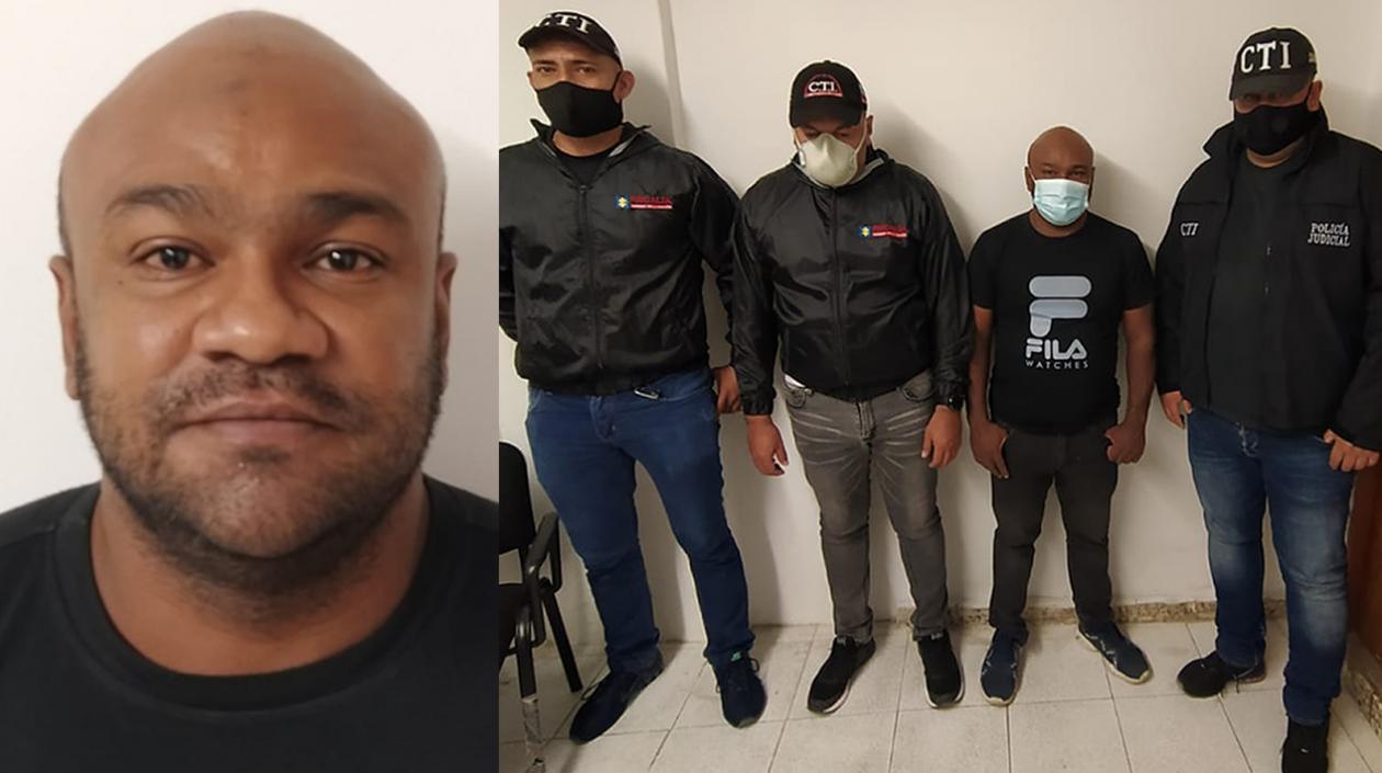 El locutor Rubén Villa, tras ser capturado por el CTI de la Fiscalía. 