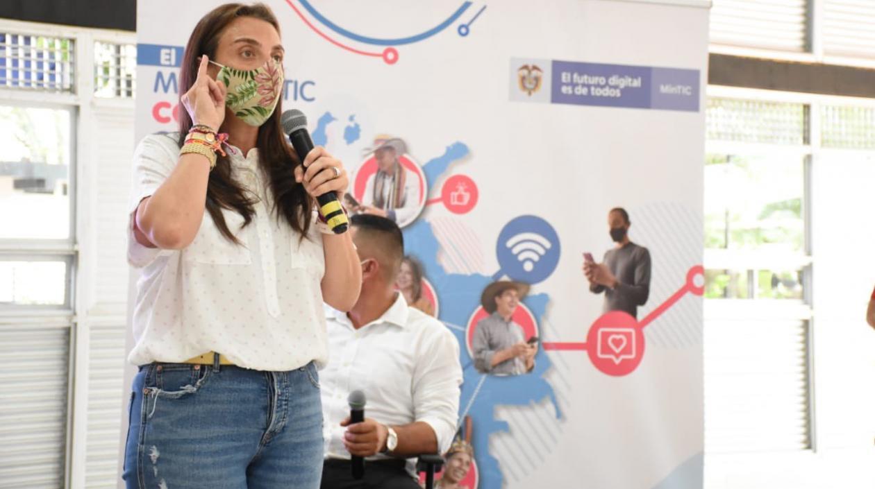 La Ministra TIC, Karen Abudinen.