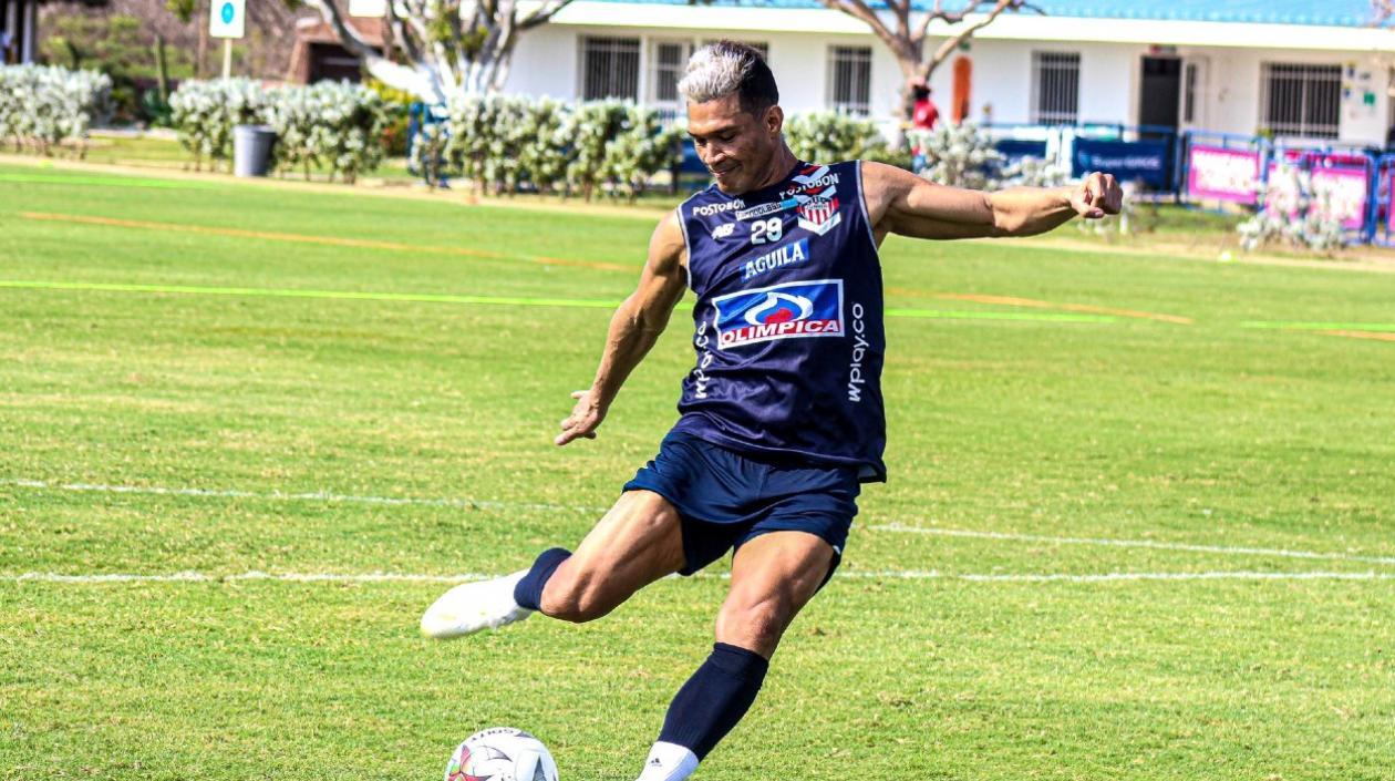 Teófilo Gutiérrez retomará la actividad de este duelo. 