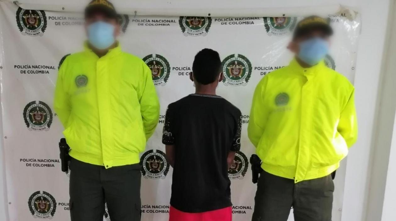 El adolescente fue aprehendido por la Sijin de la Policía. 