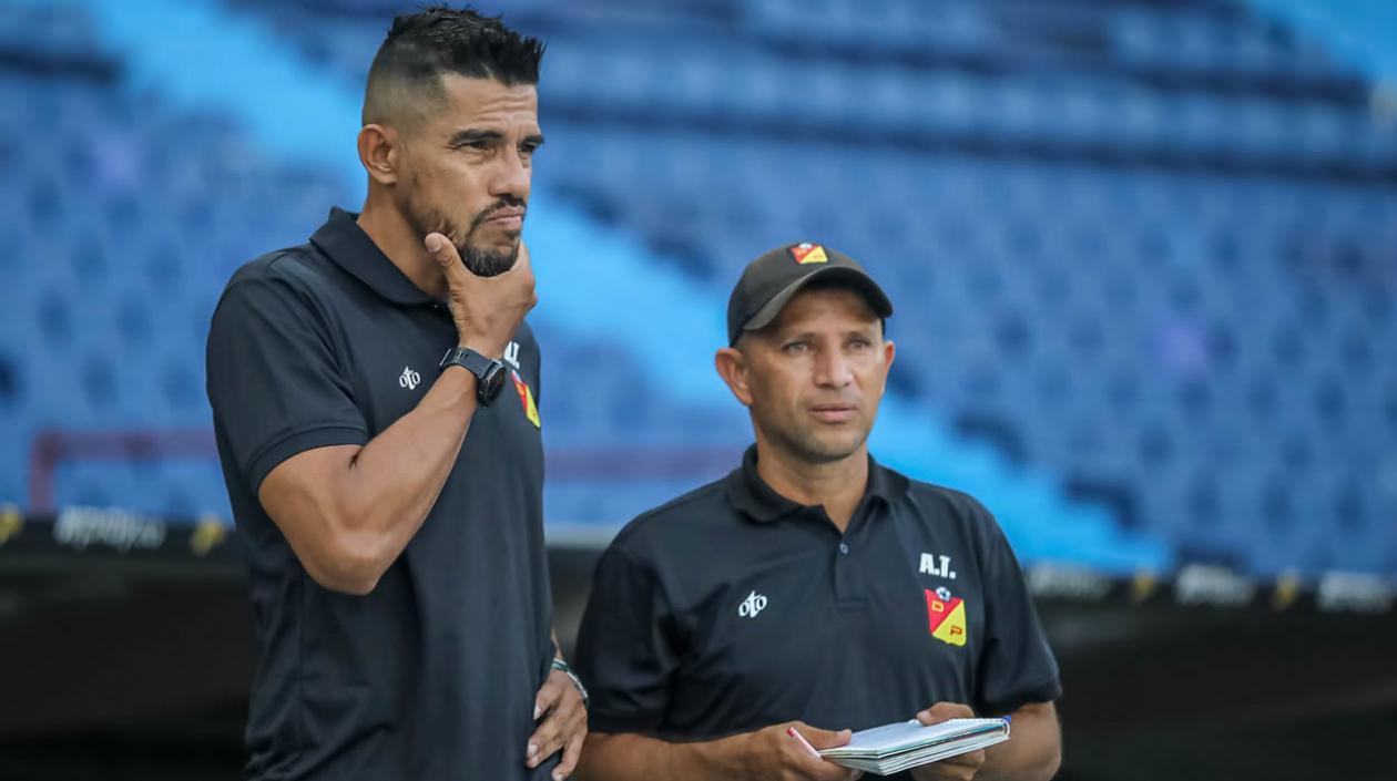 El técnico del Deportivo Pereira, Alexis Márquez