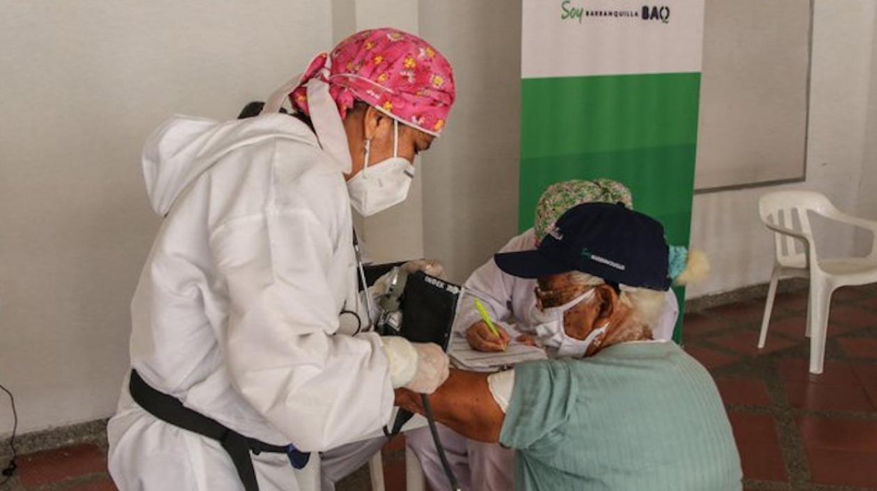 Sigue la capacitación a vacunadoras para intensificar la campaña masiva de inmunización contra el Covid-19.