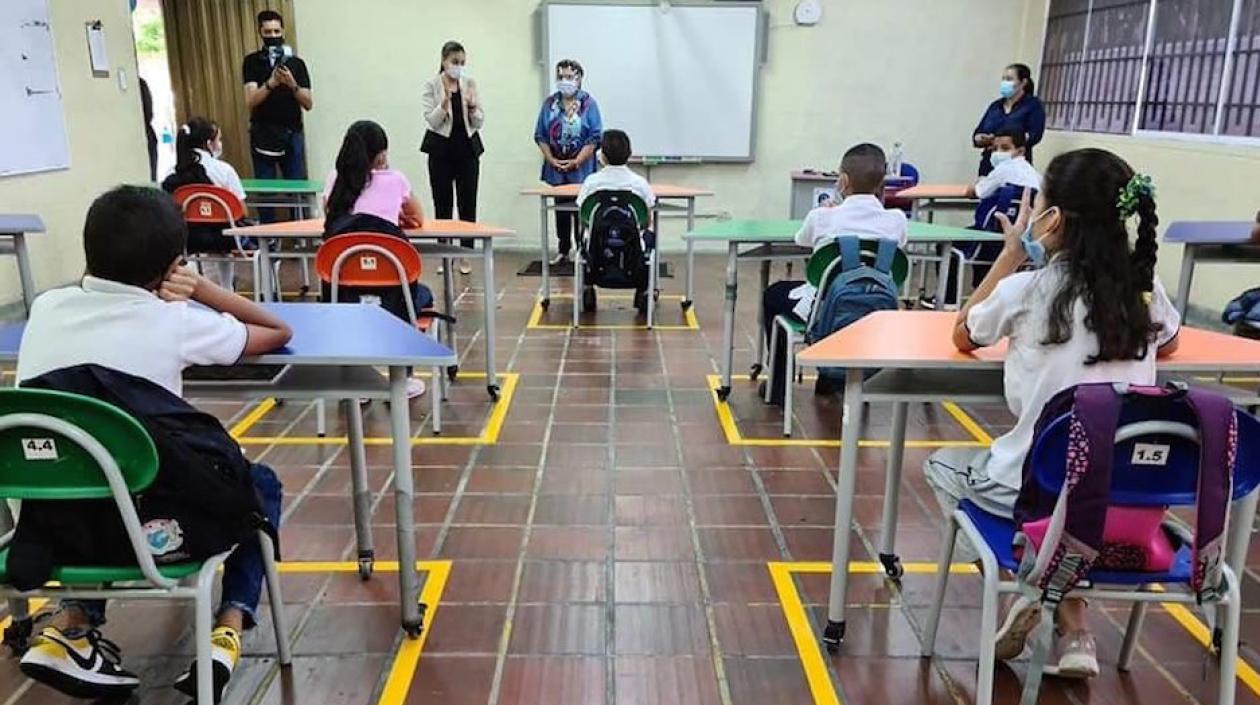Alternancia educativa en Guacarí, Valle del Cauca.