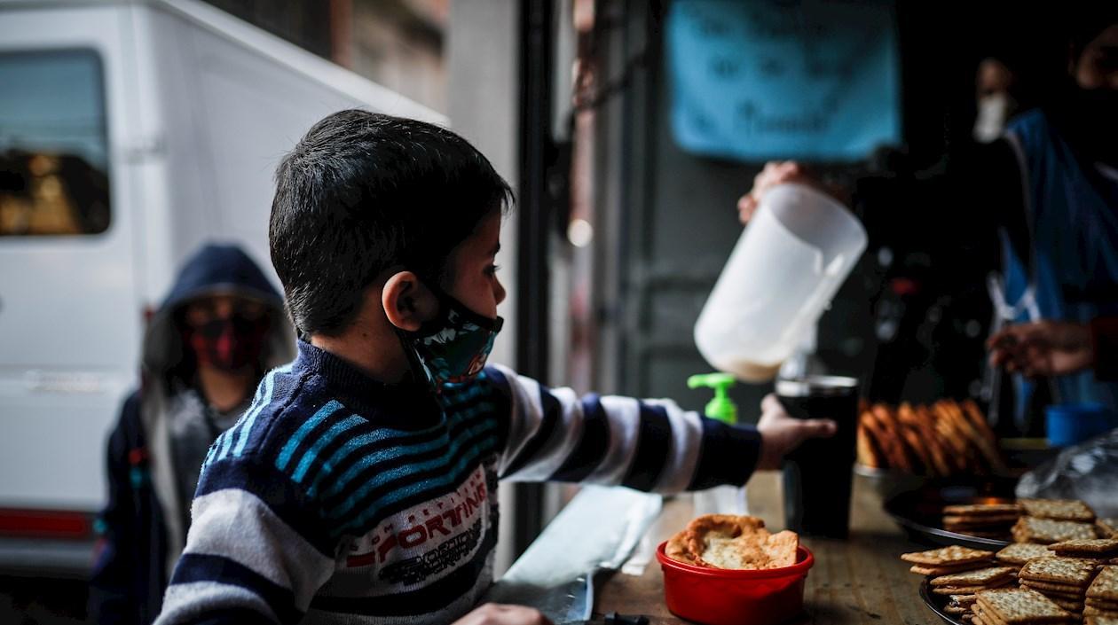 Número de niños que dependen del alimento escolar "puede aumentar".