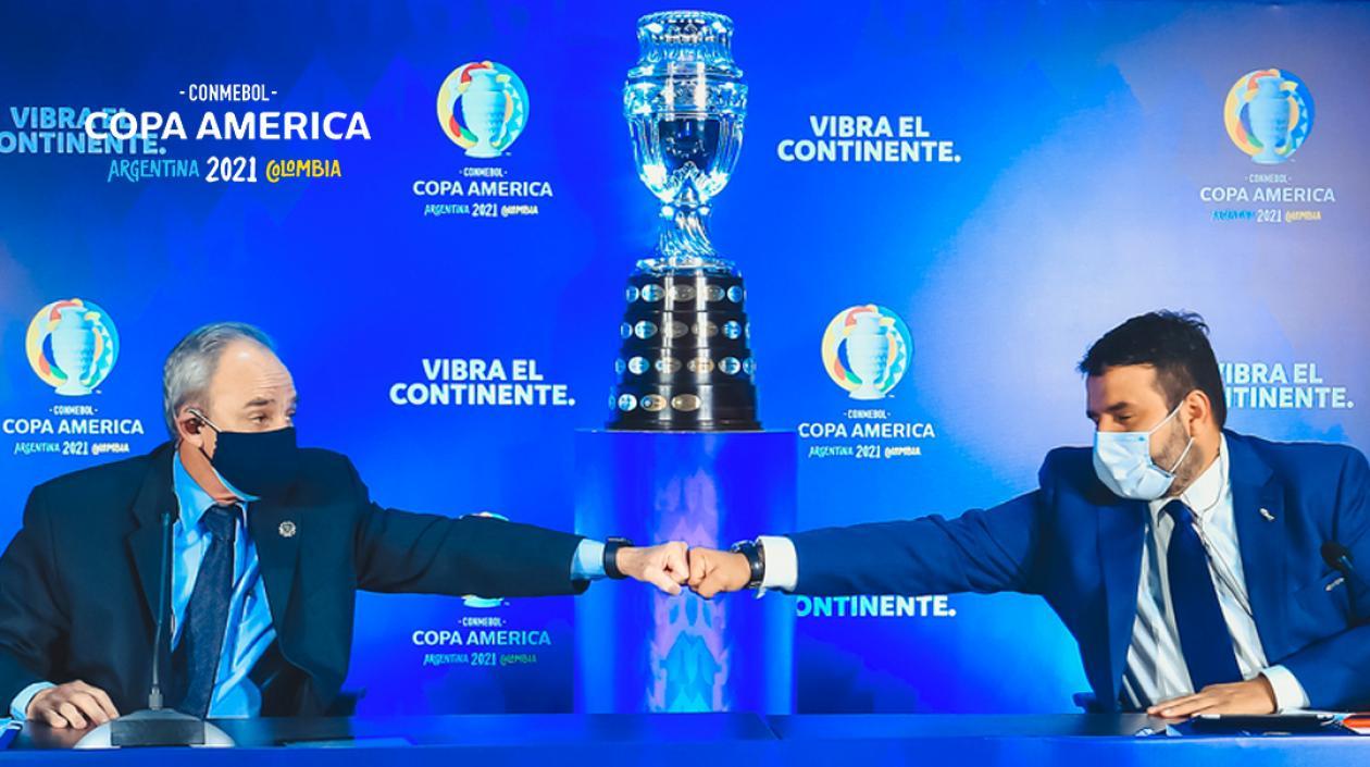 Alejandro Domínguez tras inaugurar el taller de trabajo. 