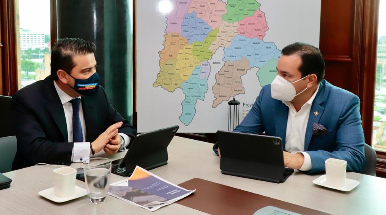 El Gobernador de Cundinamarca, Nicolás García, y el director de FND, Didier Tavera.