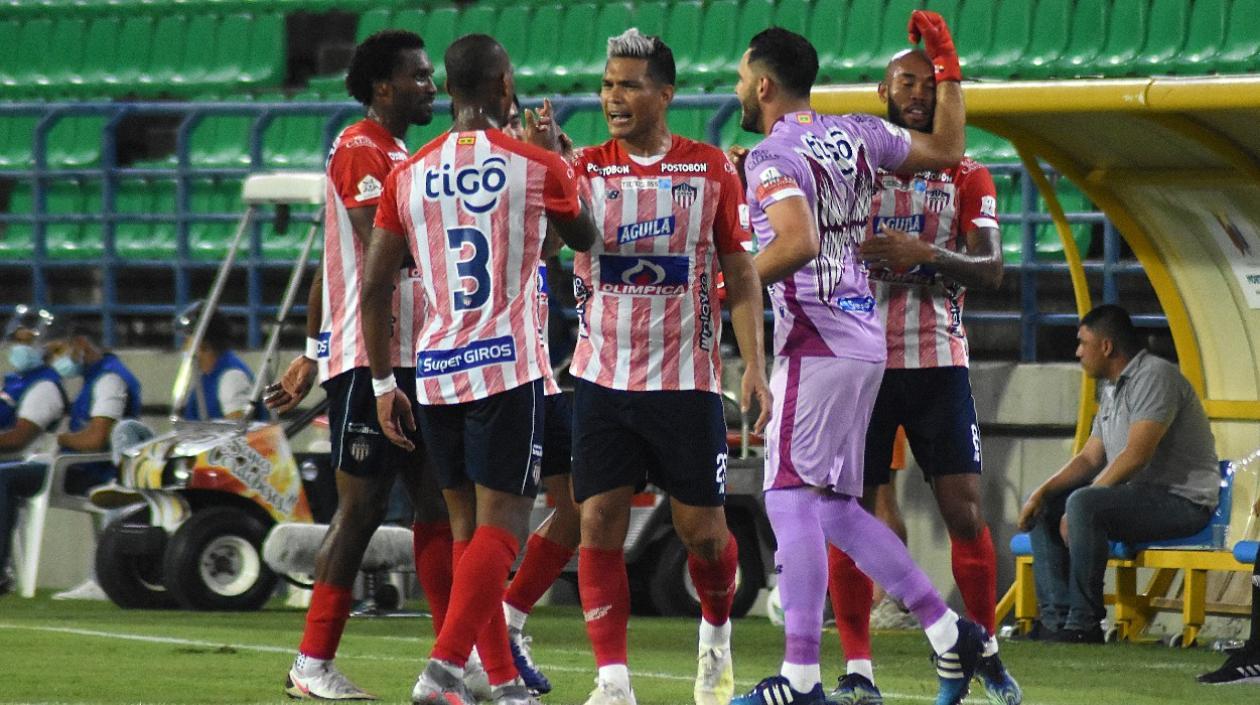 Teófilo Gutiérrez, Sebastián Viera, Didier Moreno y Freddy Hinestroza han demostrado un gran nivel. 