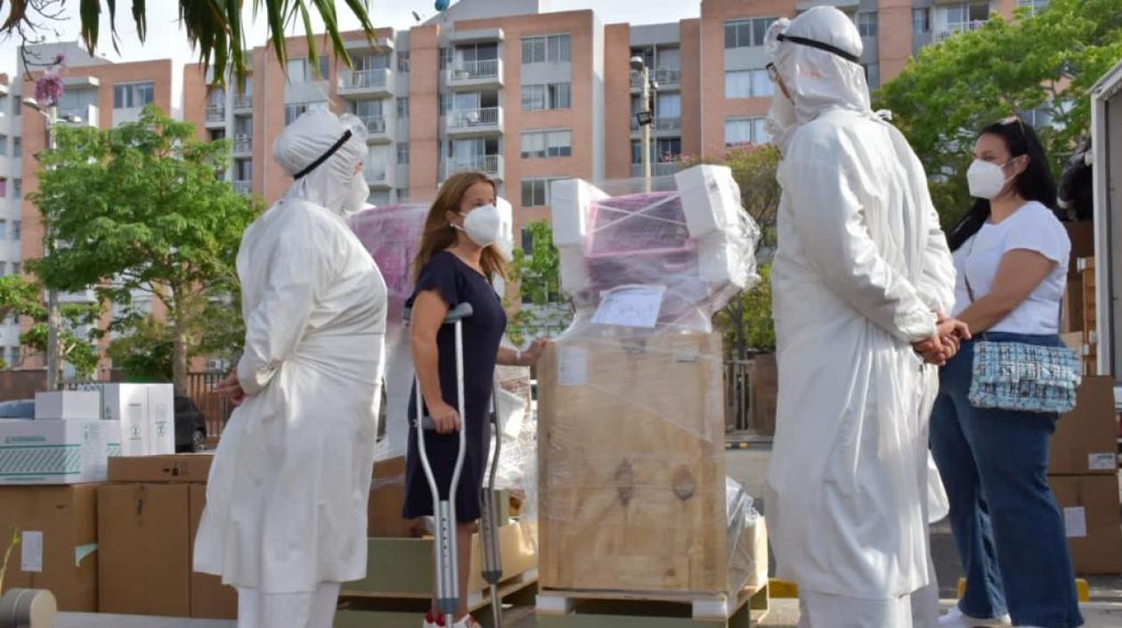La Gobernadora Elsa Noguera recibió nueve de los 20 ventiladores que enviará Minsalud.