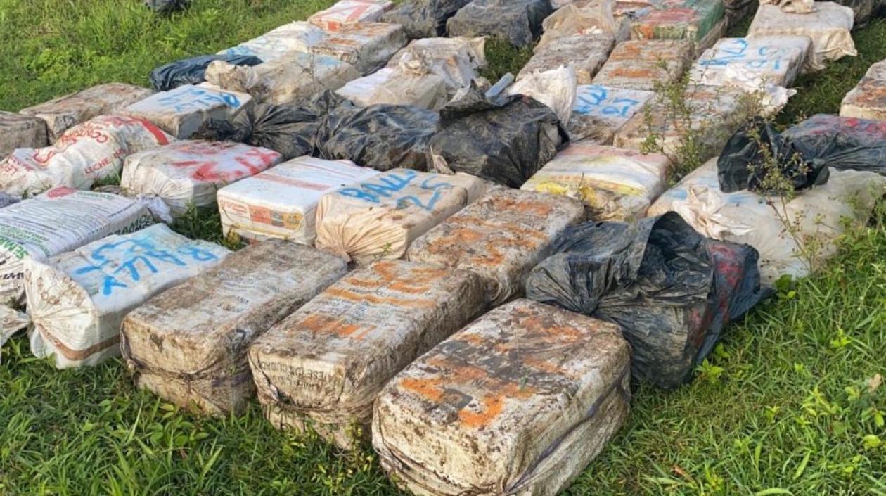 Parte de la droga incautada.