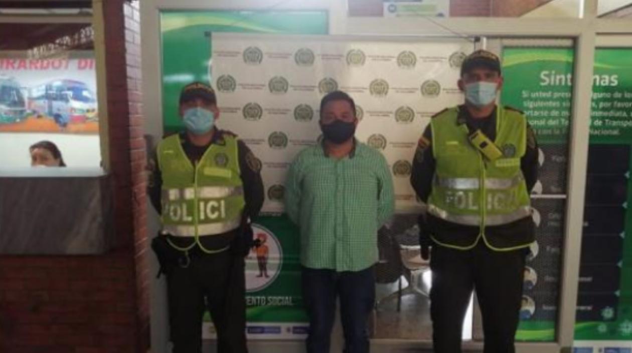 Édgar Alexánder Uribe Rodríguez.