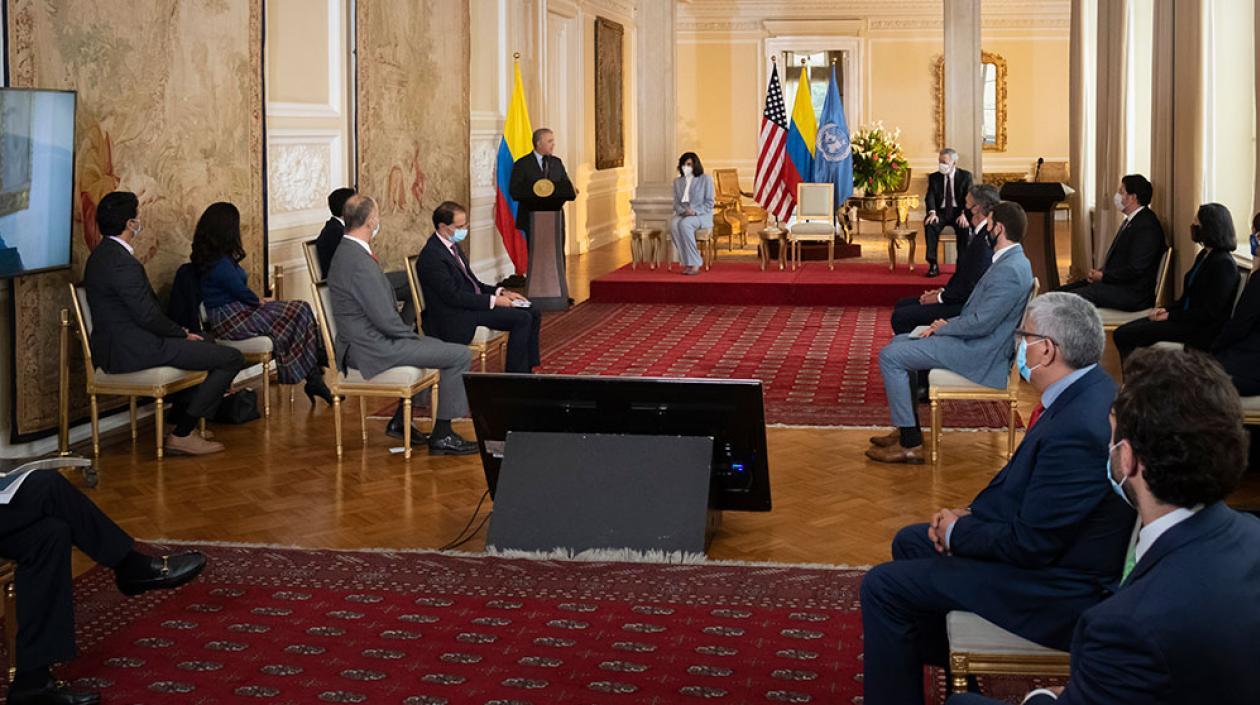 Imagen de la reunión por reactivación.