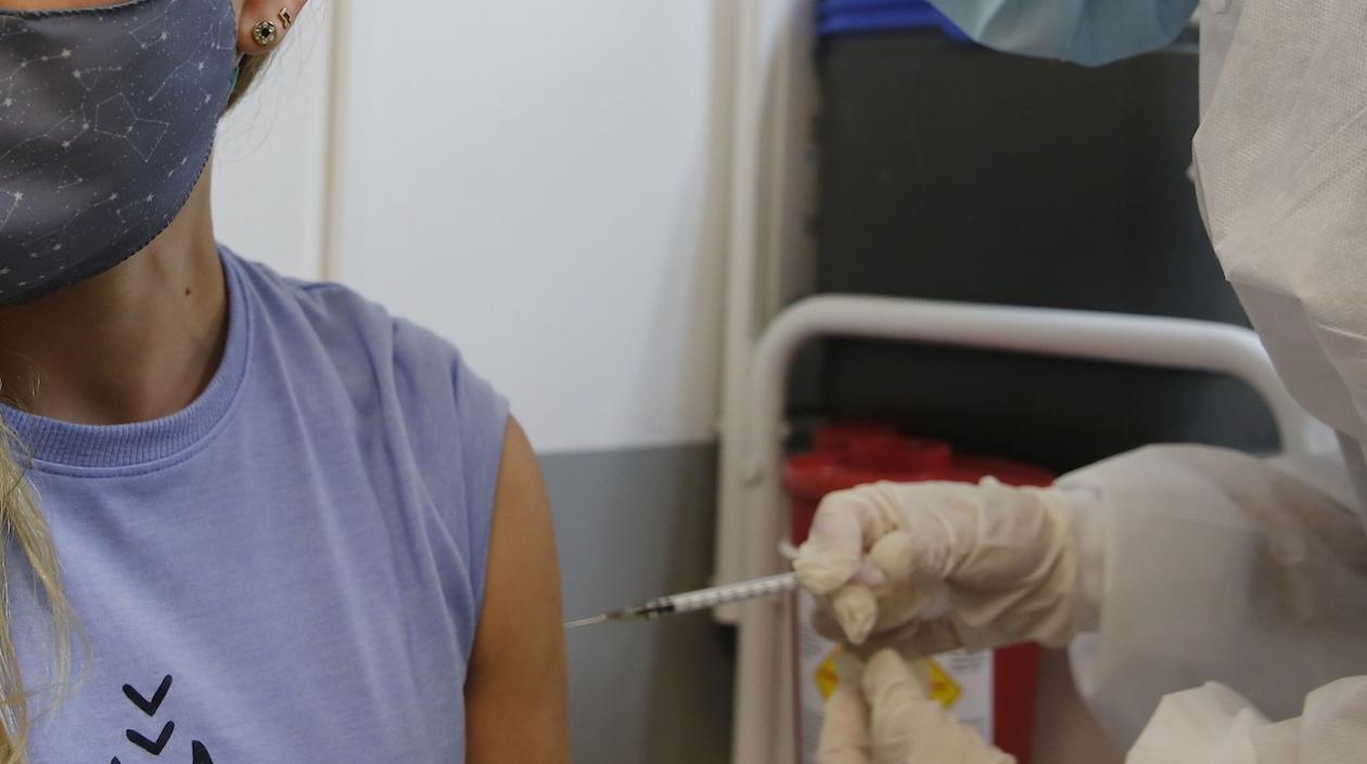 Los 1.241 vacunados no tienen más de 60 años.